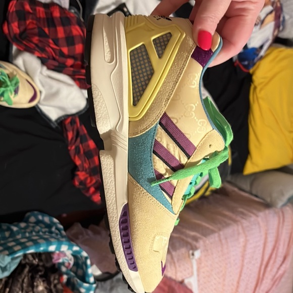 Brand new Gucci adidas tennis shoes only worn twice - Picture 5 of 8